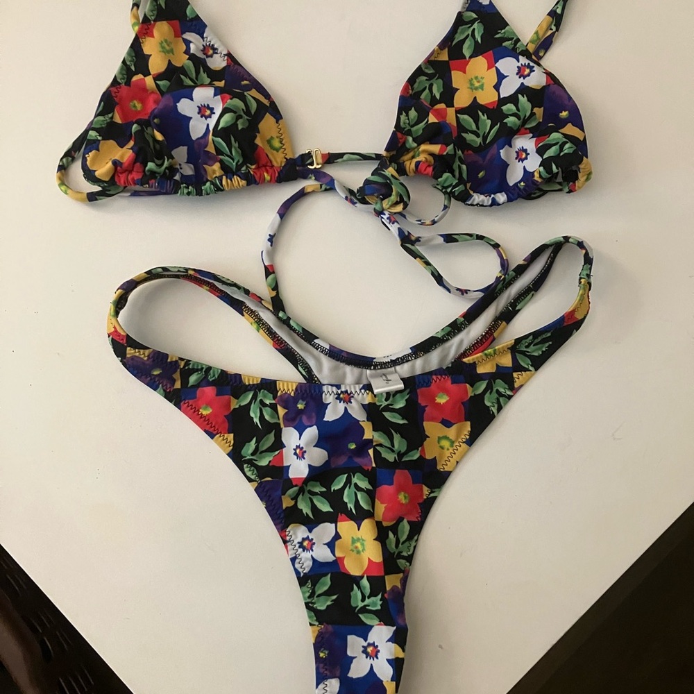 Heavy Manners Floral Bikini Set - Multicolor